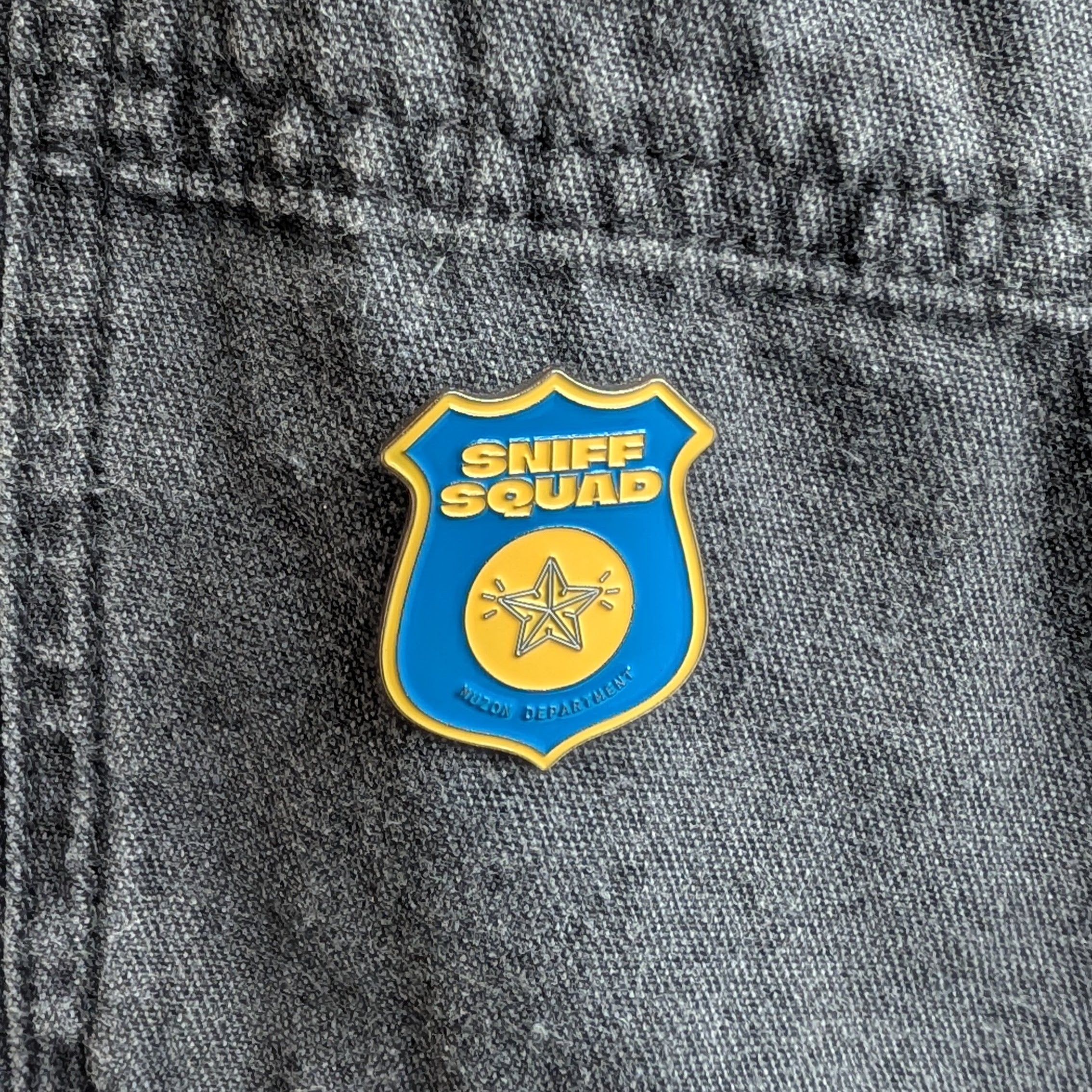 Pin's - Sniff squad