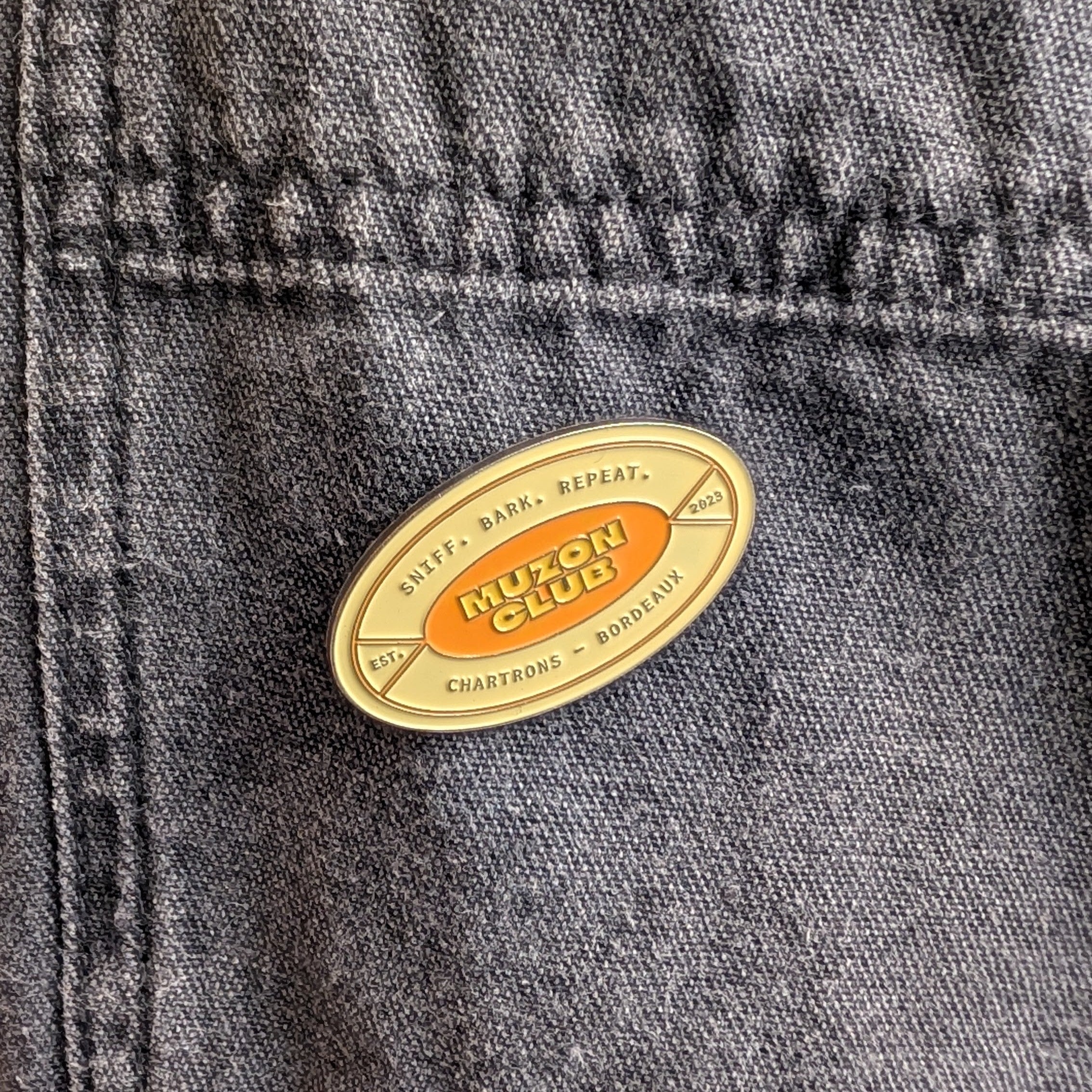 Pin's - Muzon club