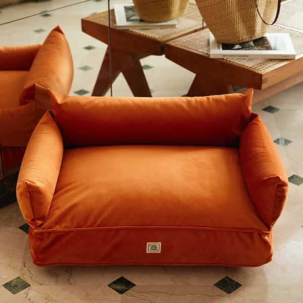 Canapé en velours fait main - Orange-Paniers et coussins-Monsieur Hardi-Muzon