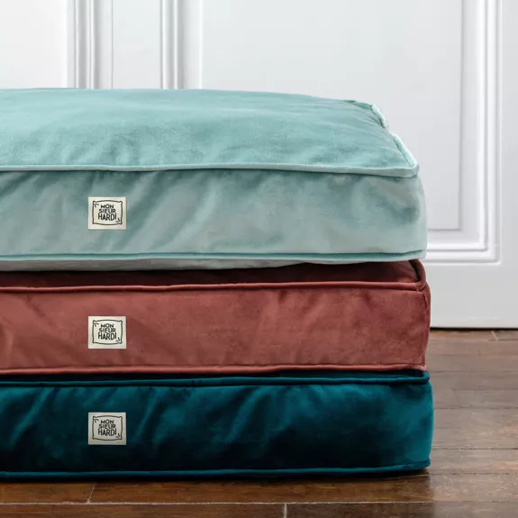 Coussin en velours fait main - Rose-Paniers et coussins-Monsieur Hardi-Muzon